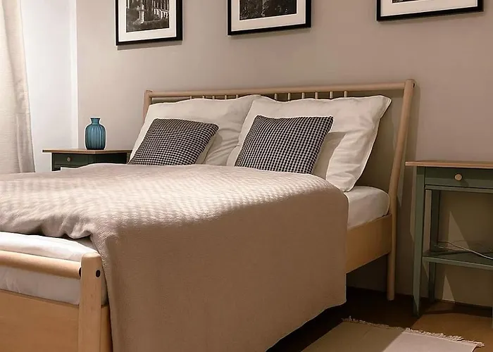 Ve Dvore S Vlastni Saunou Apartament